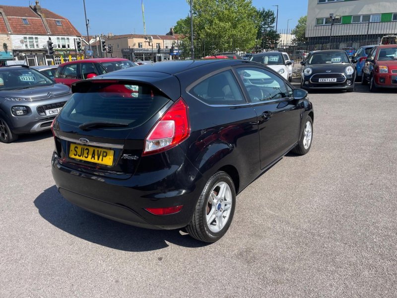 FORD FIESTA