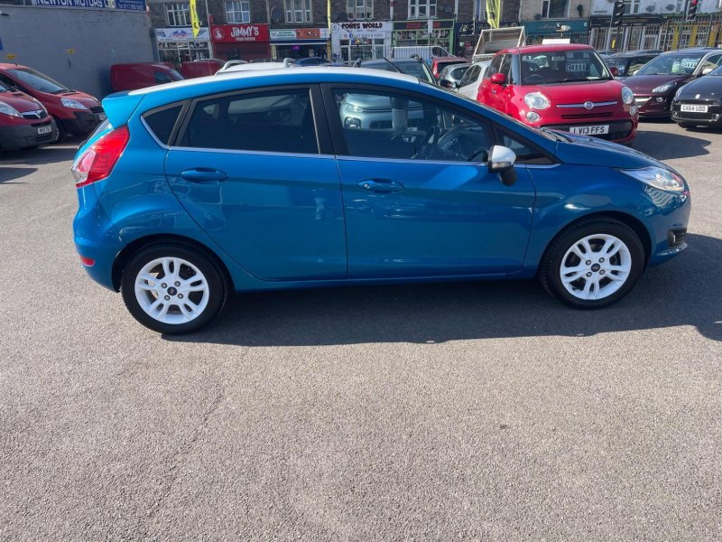 FORD FIESTA