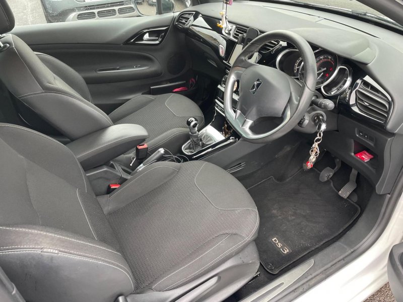 DS AUTOMOBILES DS 3