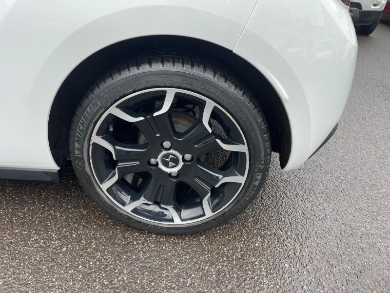 DS AUTOMOBILES DS 3