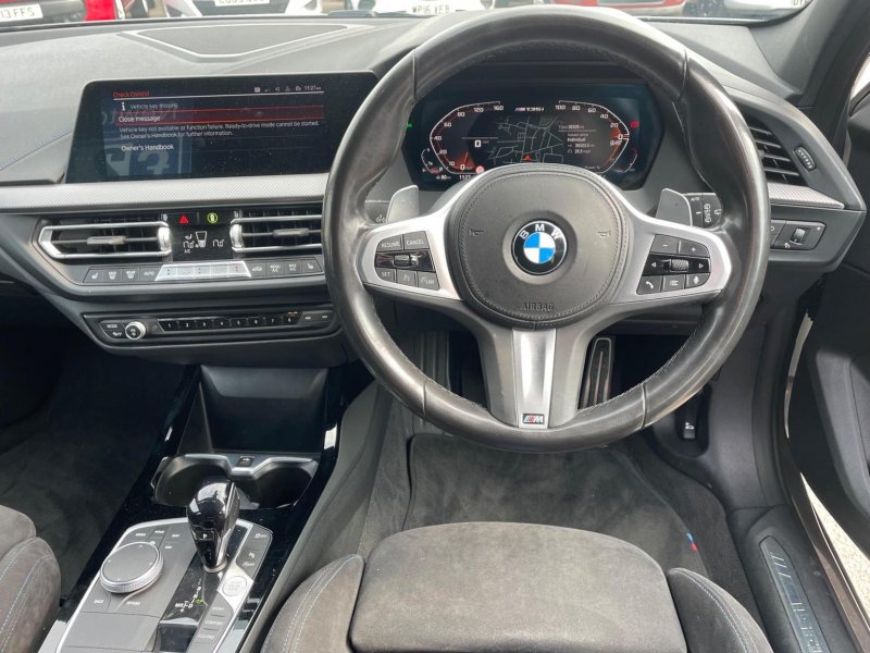 BMW 1 SERIES