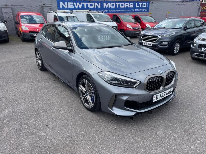 BMW 1 SERIES