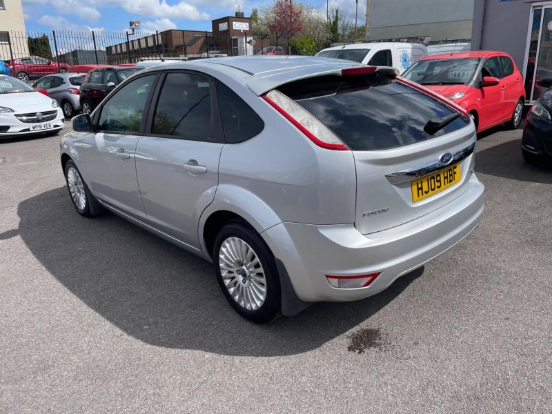 FORD FOCUS
