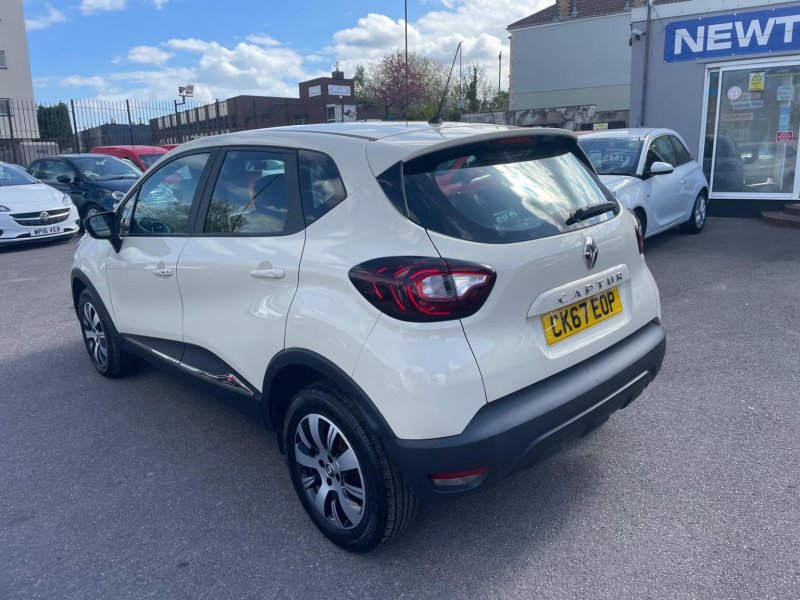 RENAULT CAPTUR