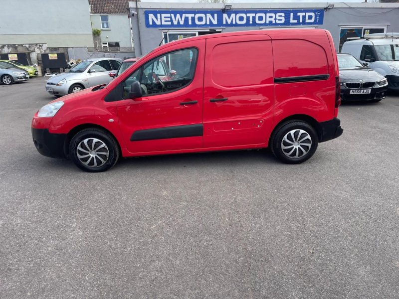 PEUGEOT PARTNER