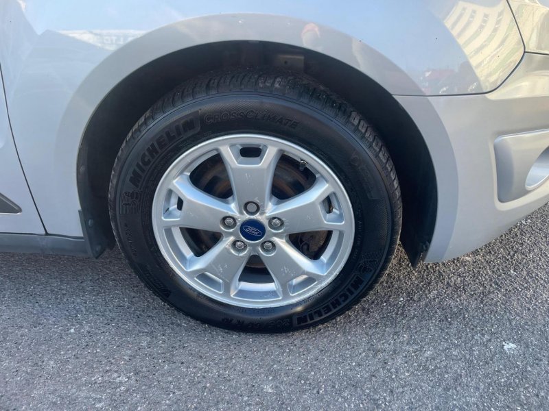 FORD TOURNEO CONNECT