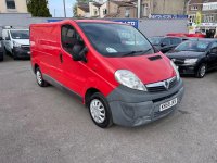 VAUXHALL VIVARO