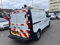 VAUXHALL VIVARO