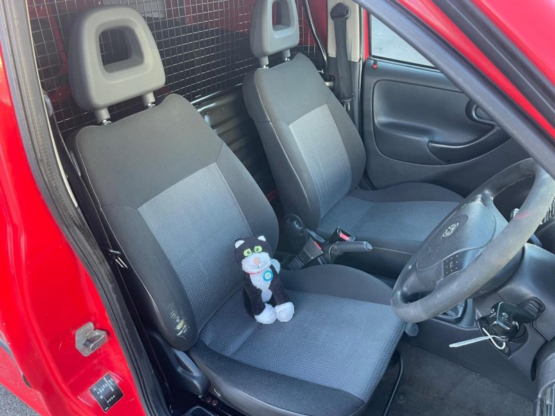 VAUXHALL COMBO
