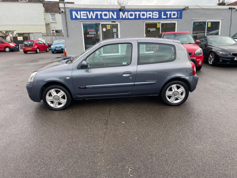 RENAULT CLIO