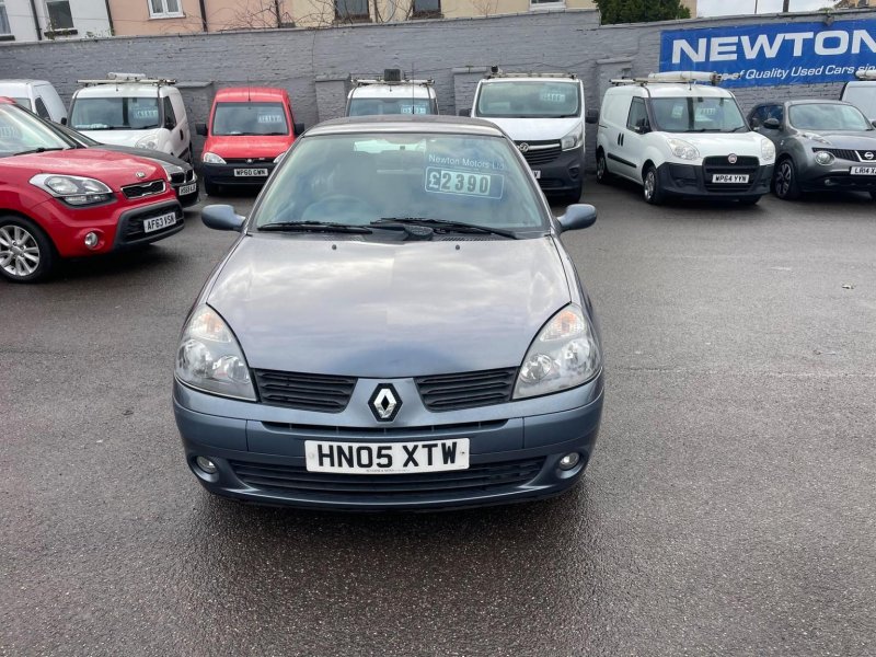 RENAULT CLIO