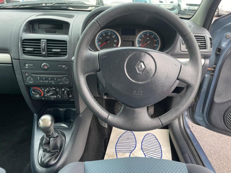 RENAULT CLIO