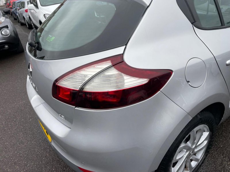 RENAULT MEGANE