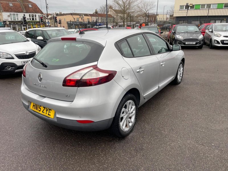 RENAULT MEGANE