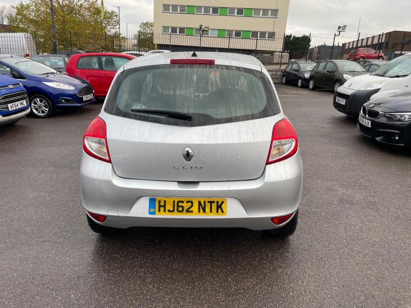 RENAULT CLIO