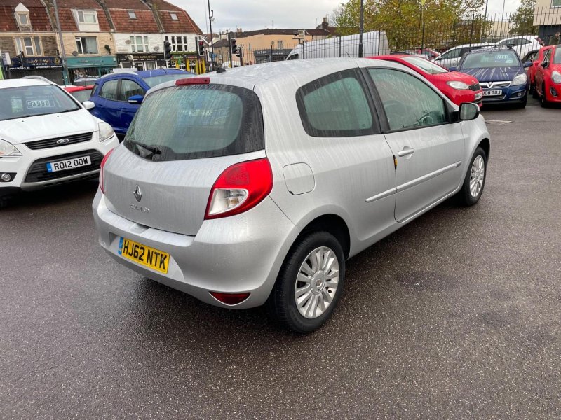 RENAULT CLIO