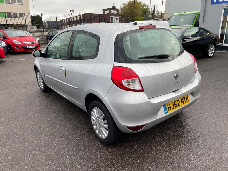 RENAULT CLIO