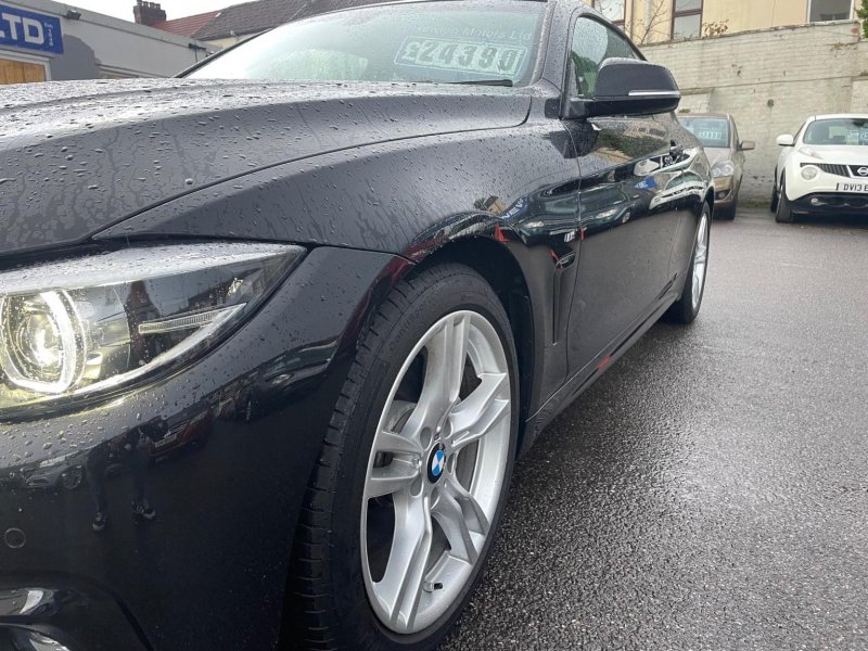 BMW 4 SERIES