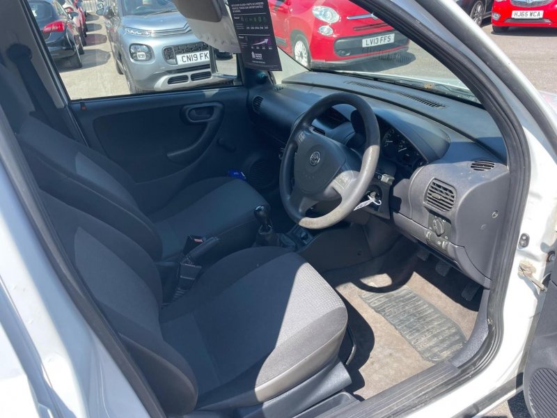 VAUXHALL COMBO
