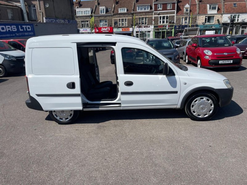 VAUXHALL COMBO