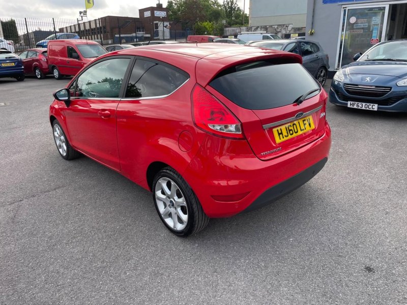 FORD FIESTA