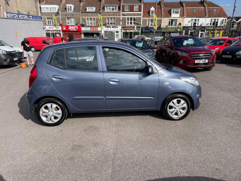 HYUNDAI I10