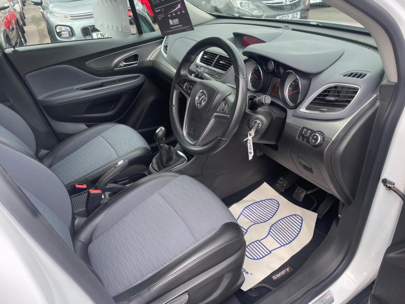 VAUXHALL MOKKA