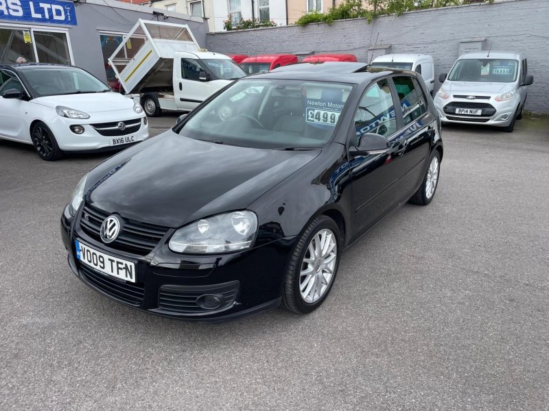 VOLKSWAGEN GOLF