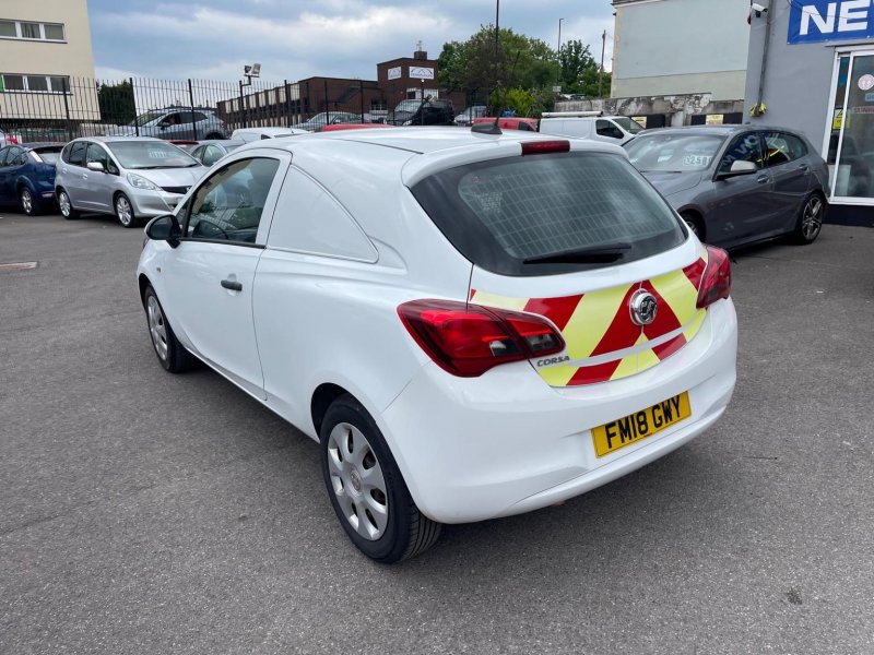 VAUXHALL CORSA