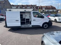 VAUXHALL VIVARO