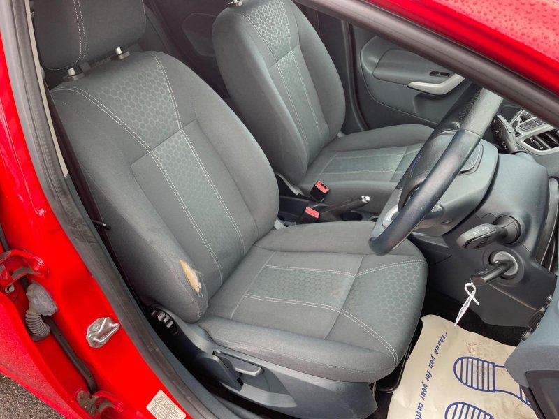 FORD FIESTA