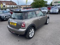 MINI HATCH