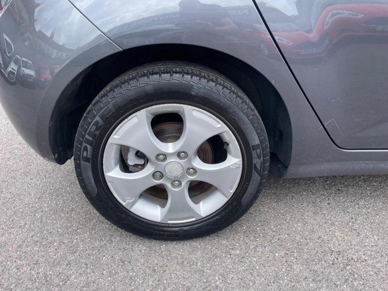 KIA VENGA