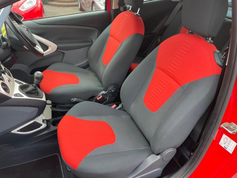 FORD KA