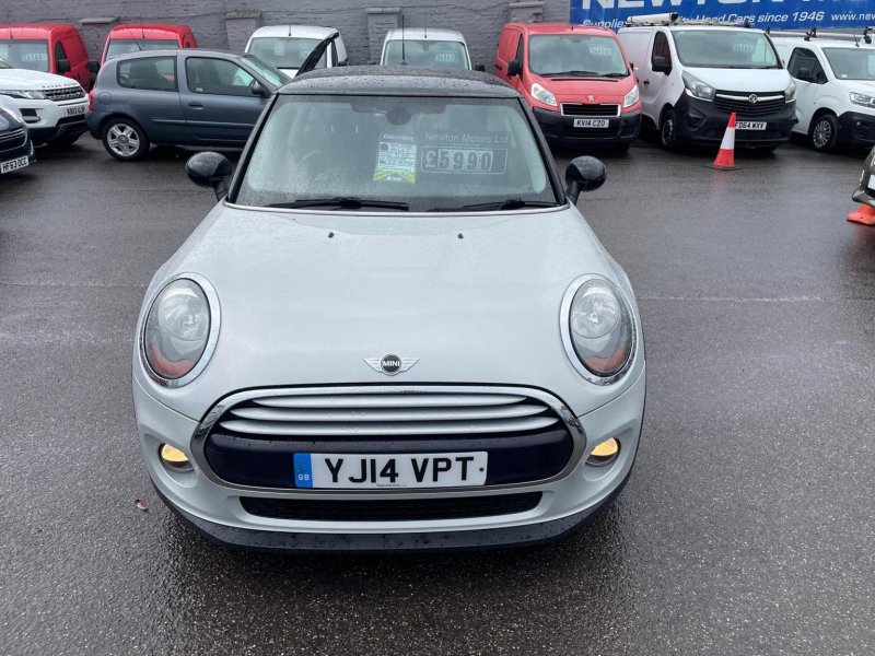 MINI HATCH