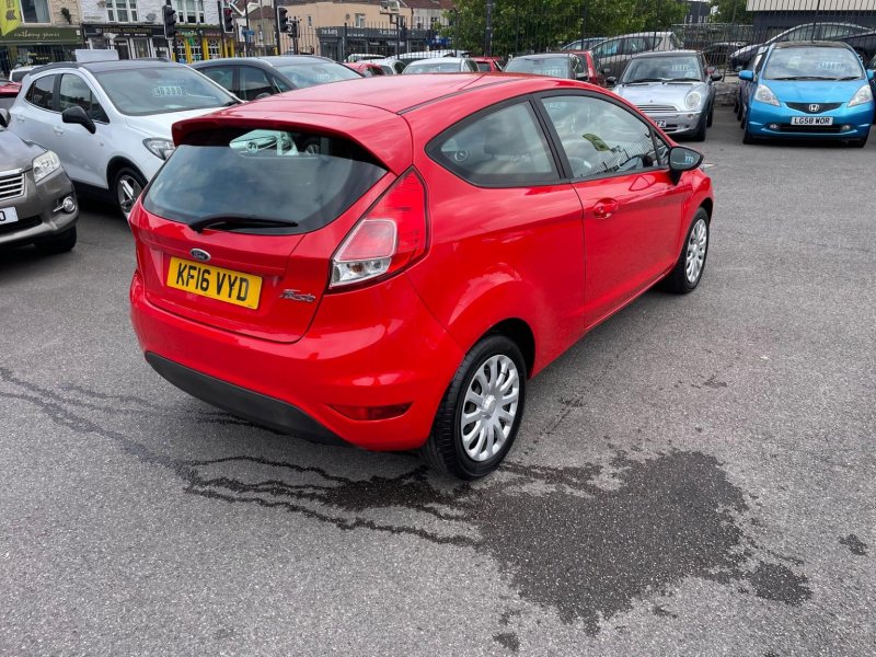 FORD FIESTA