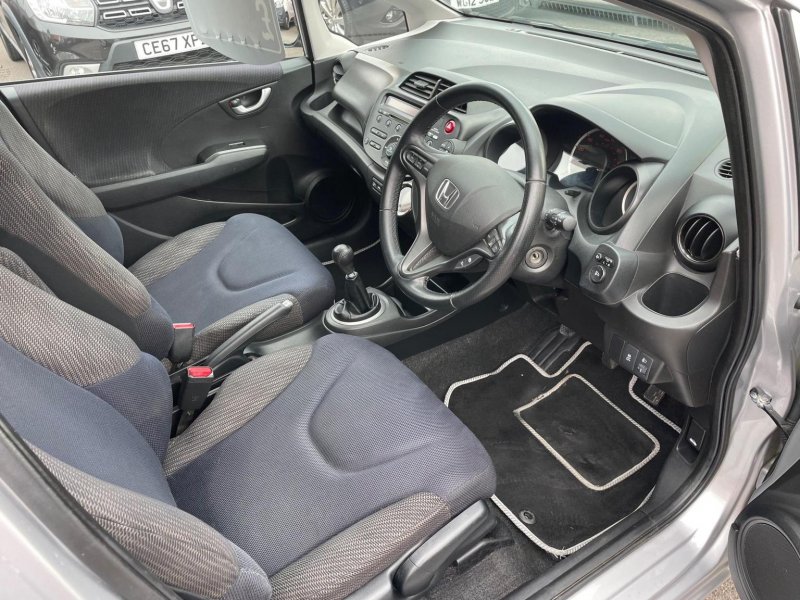 HONDA JAZZ