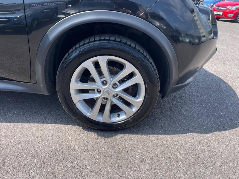 NISSAN JUKE