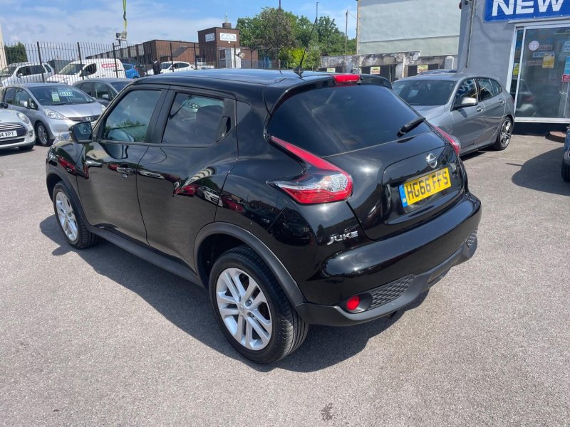 NISSAN JUKE