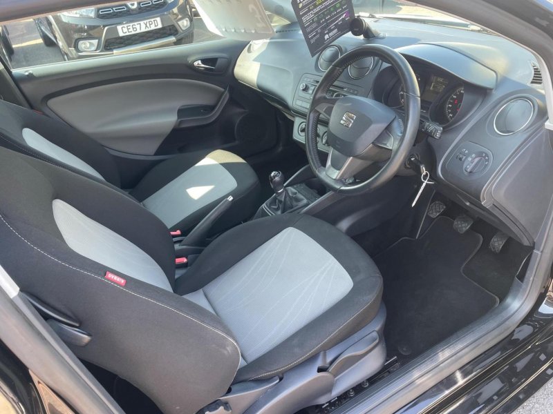 SEAT IBIZA