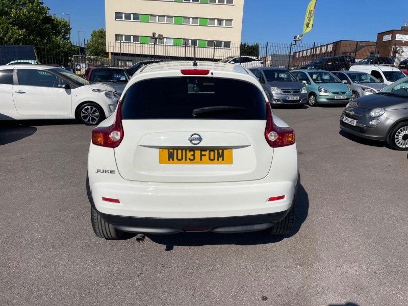 NISSAN JUKE