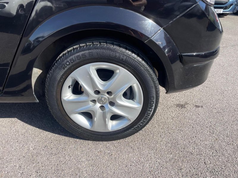 VAUXHALL ASTRA