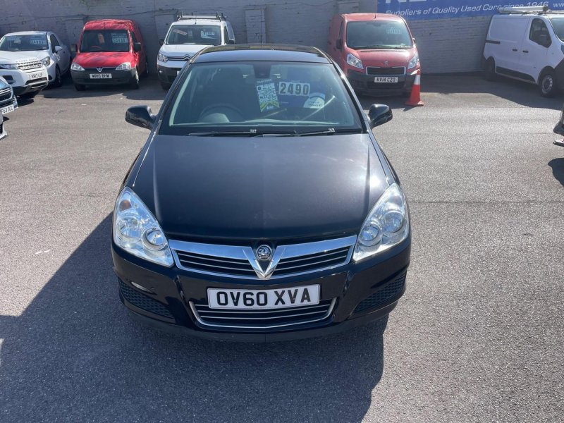 VAUXHALL ASTRA