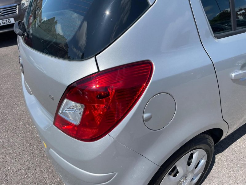 VAUXHALL CORSA