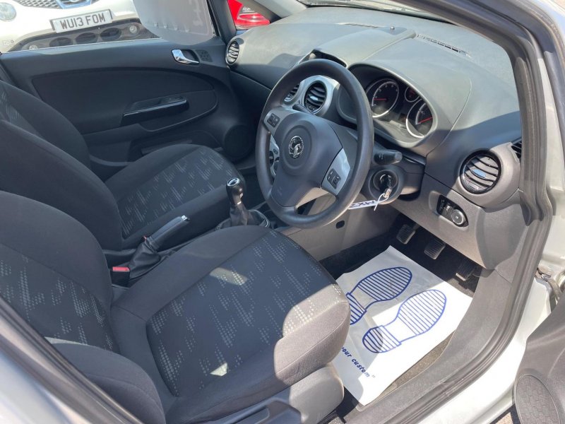 VAUXHALL CORSA