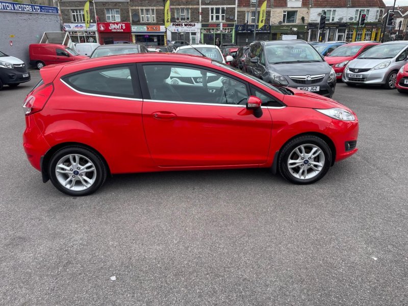 FORD FIESTA