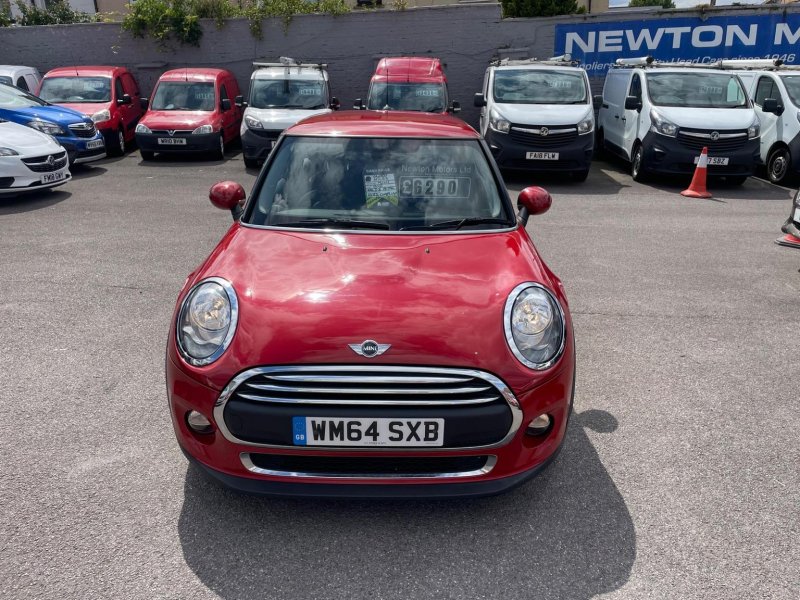 MINI HATCH