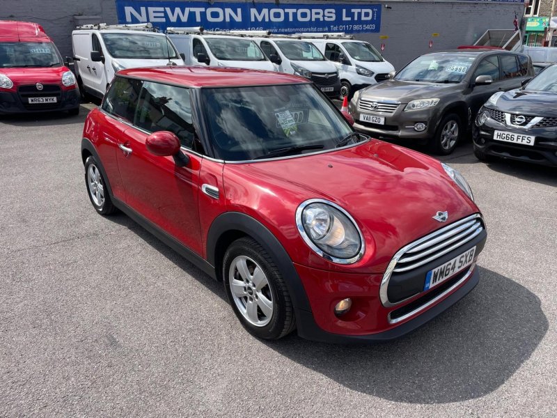 MINI HATCH