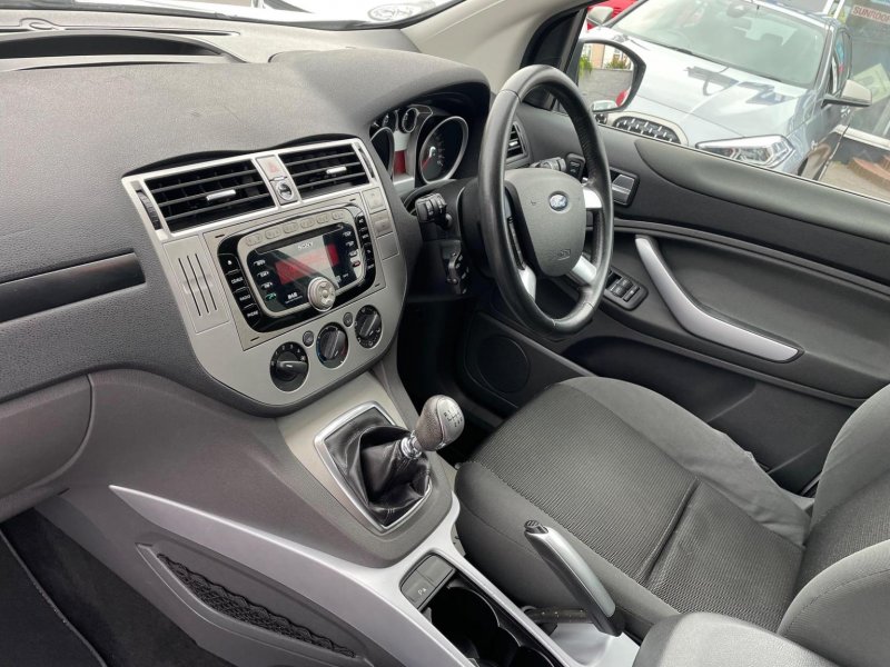 FORD KUGA