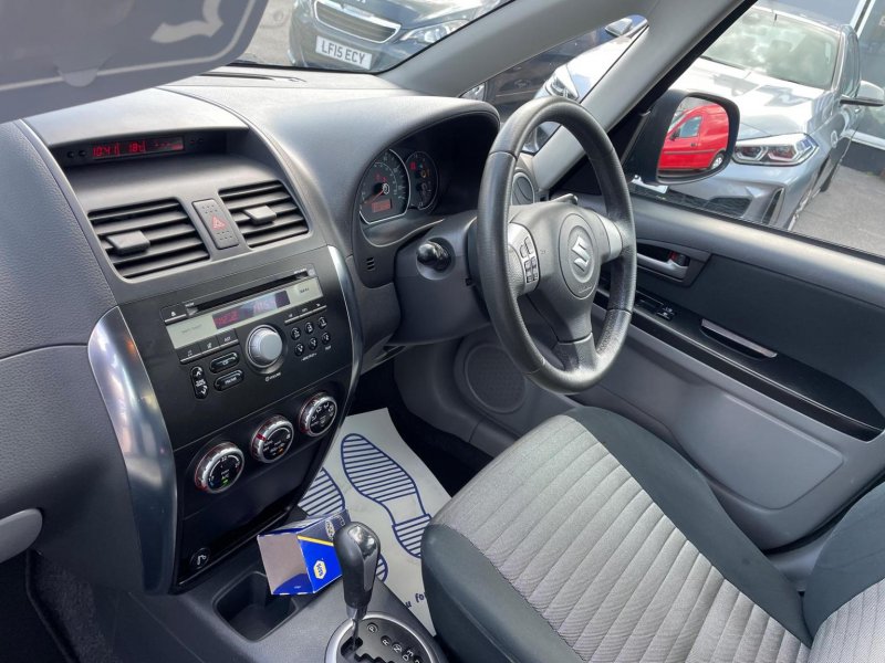 SUZUKI SX4